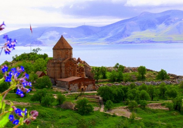 UÇAKLI BUTİK VAN–AKDAMAR-TATVAN-AHLAT 1 GECE KONAKLAMALI