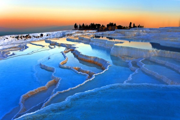 LAVANTA BAHÇESİ/SALDA GÖLÜ/PAMUKKALE 1 GECE KONAKLAMALI